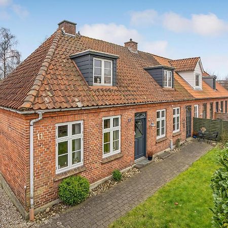 Lovely Home In Sonderborg With Kitchen Luaran gambar