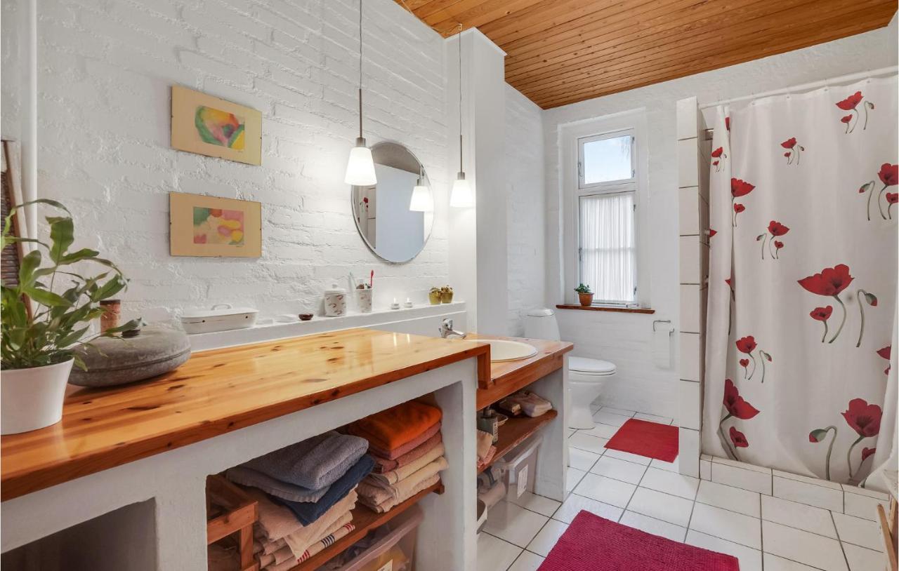 Lovely Home In Sonderborg With Kitchen Luaran gambar
