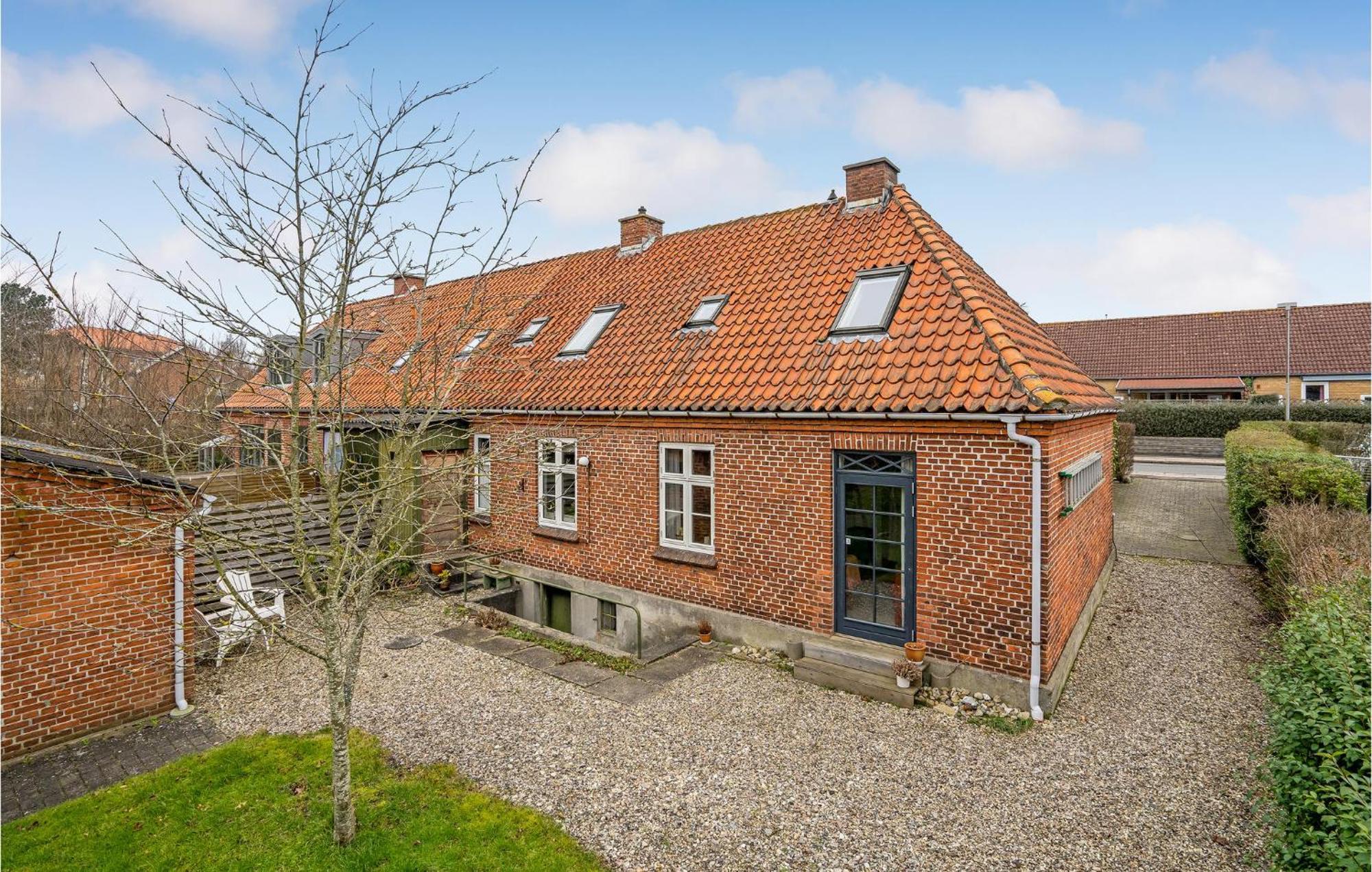 Lovely Home In Sonderborg With Kitchen Luaran gambar